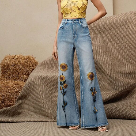Light Wash Women's Casual Sunflower Embroidery Pocket Flared Jeans - Picture 1 of 7